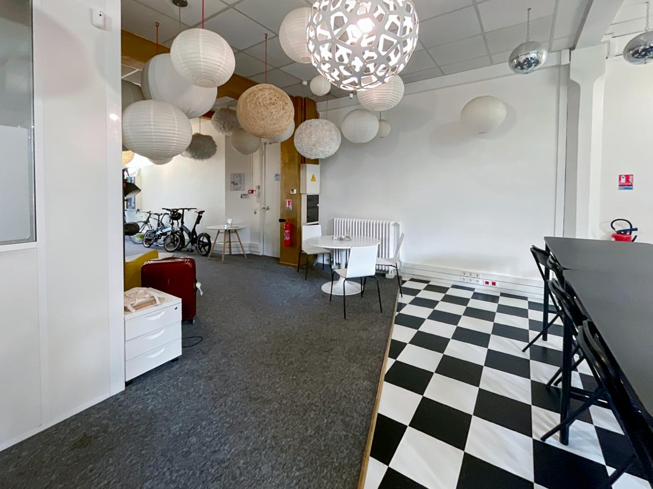 Bureau Paris 325m² Location bureau Paris OLBUR2309438 12